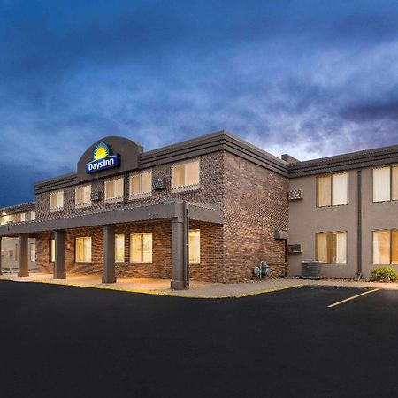 Days Inn By Wyndham Sioux Falls Bagian luar foto