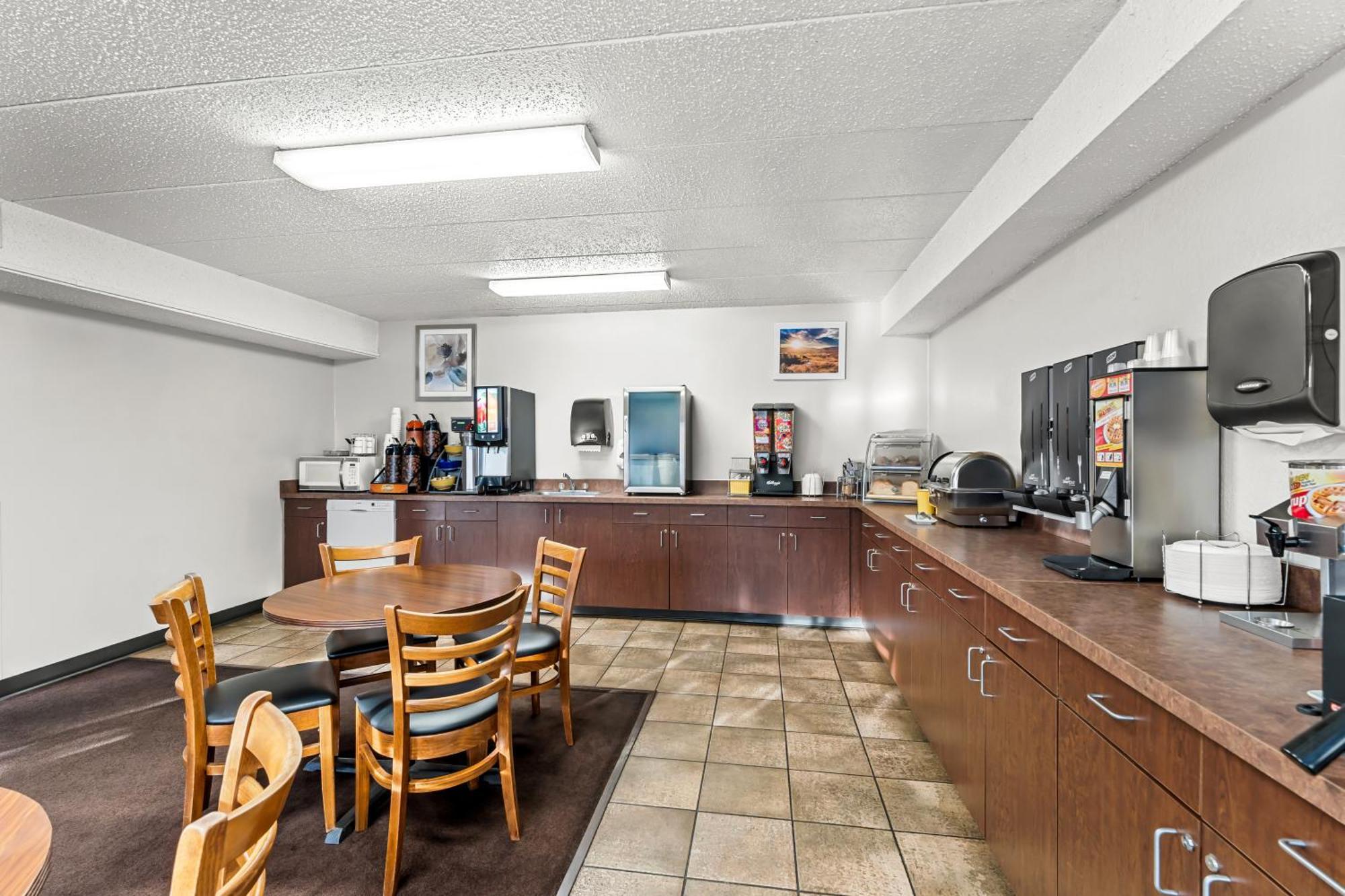 Days Inn By Wyndham Sioux Falls Bagian luar foto